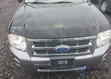 2012 Ford Escape Limited z USA, uszkodzony, nr VIN 1FMCU0E70CKB82763